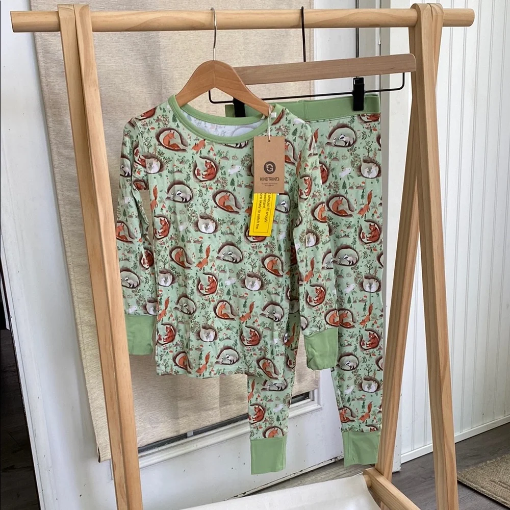 Wild Woven (formerly Kind Thing) Burrow Two-Piece Pajama Set - Picture 2 of 11